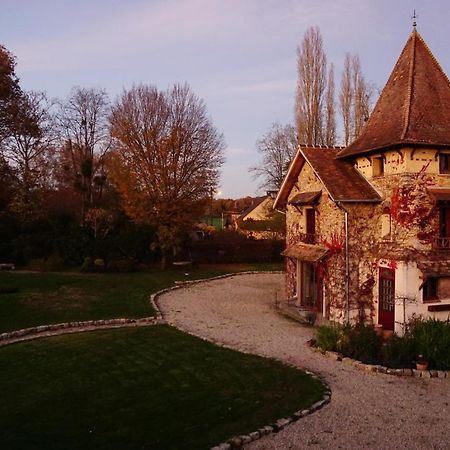Manoir De La Comtesse Apartment Chailly-en-Biere Exterior photo